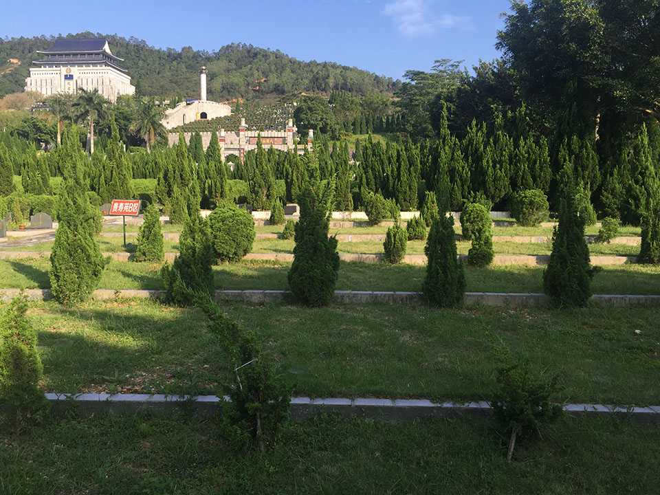 深圳东 龙岩艺术陵园贵寿苑墓园实景图片
